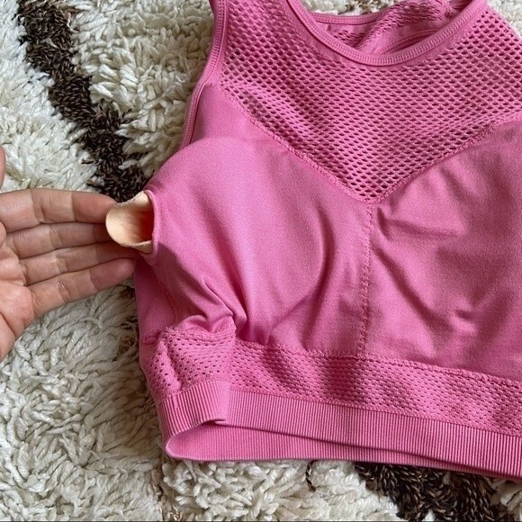 Fabletics Maran Seamless Sports Bra in Pink  S - Picture 5 of 8